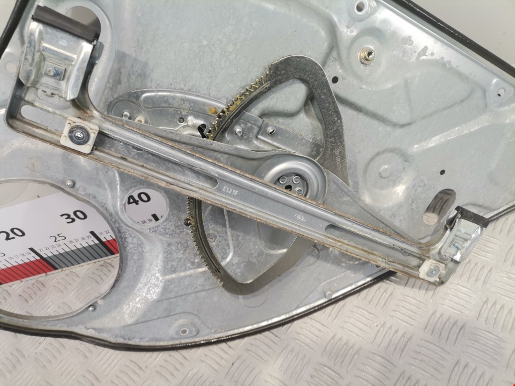 Стеклоподъемник задний левый FORD C-MAX 2003-2010