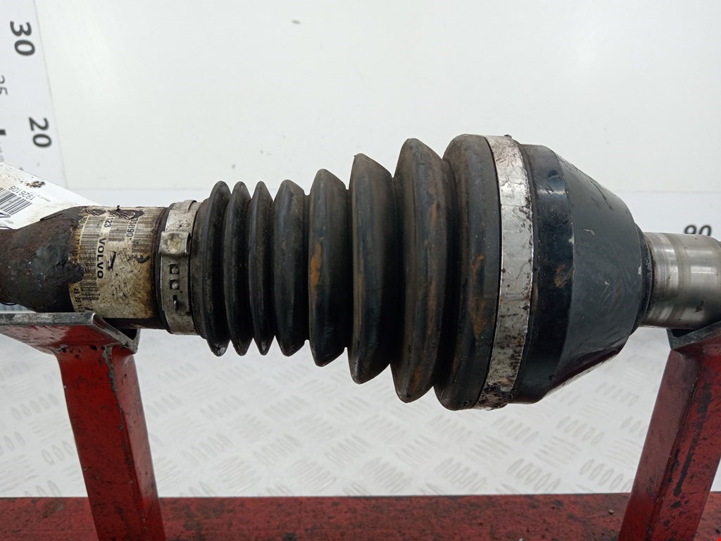 Полуось (привод, приводной вал) передняя правая VOLVO XC90 2002-2014