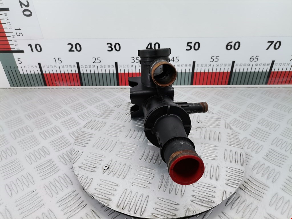 Корпус термостата FORD Focus II 2005-2011