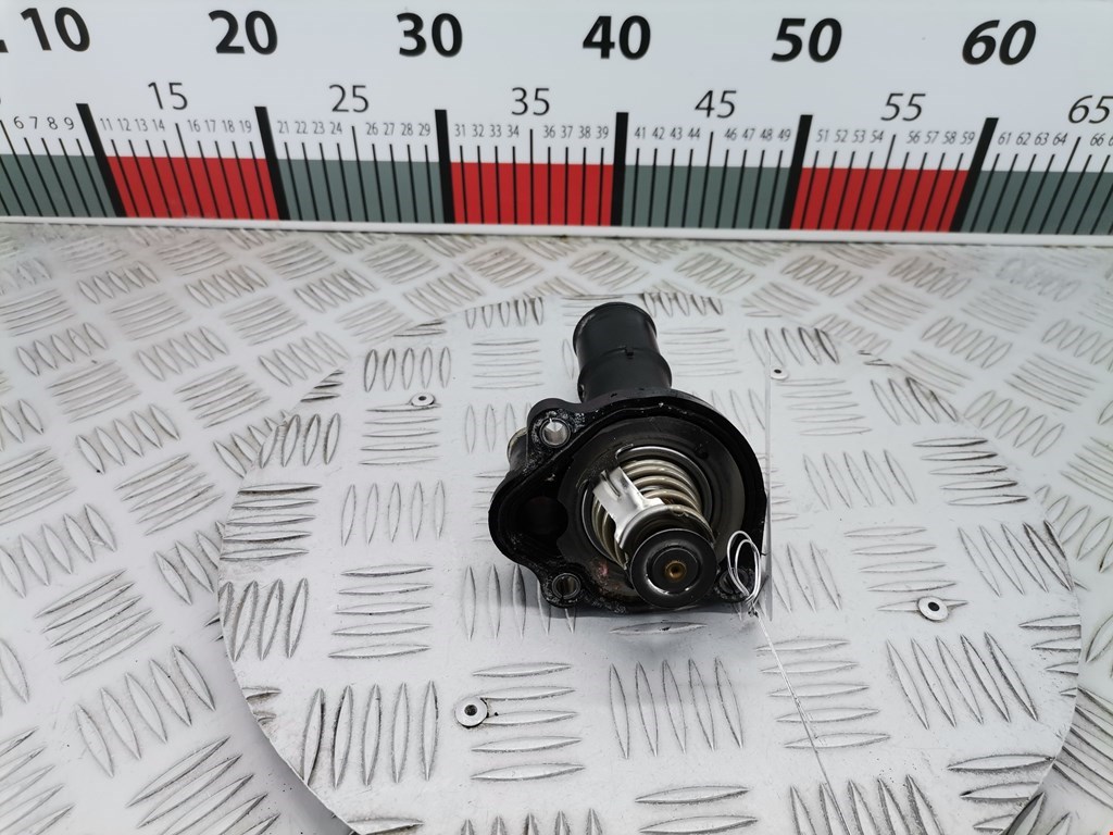 Корпус термостата FORD Focus II 2005-2011