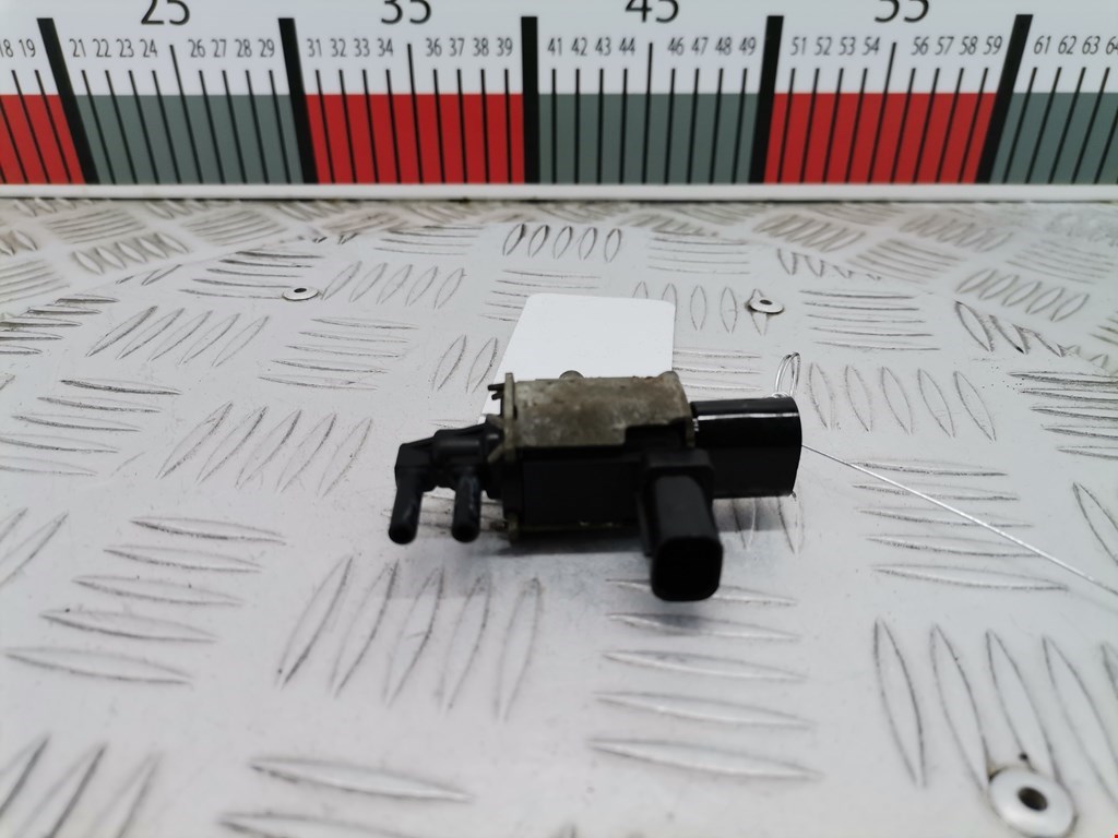 Клапан воздушного фильтра Ford Focus 2 (2004-2011)