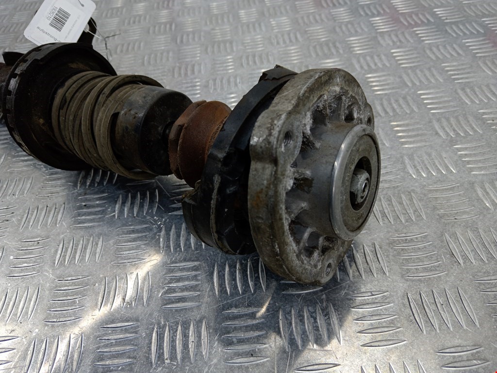 Амортизатор передний правый BMW 5er 5 серия F10/F11/F07 2009-2017