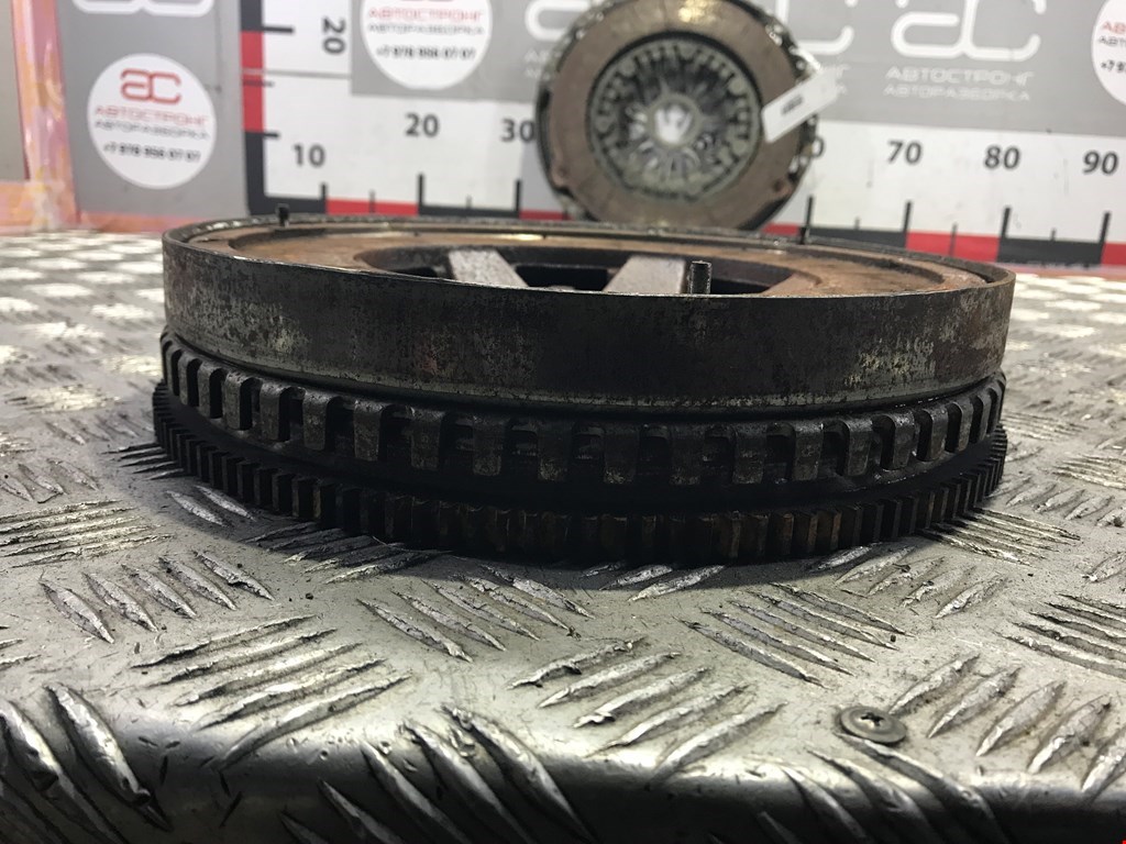 Маховик (демпфер сцепления) RENAULT Scenic II 2003-2010