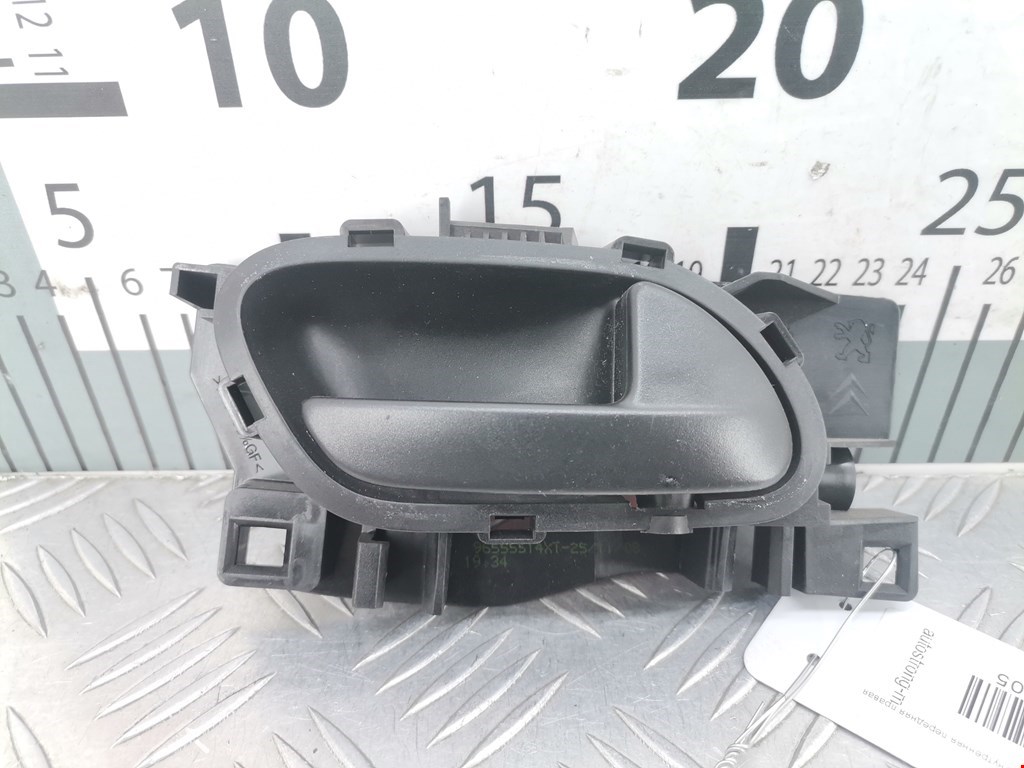 Ручка дверная передняя внутренняя правая PEUGEOT 207 2006-2015