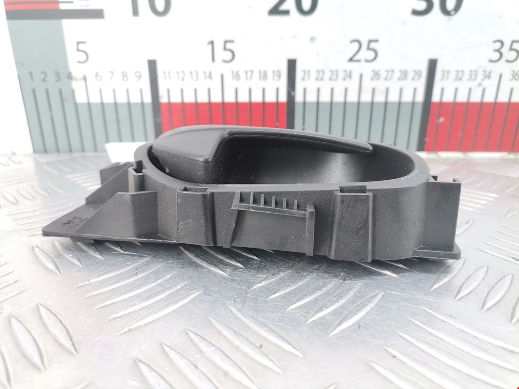 Ручка дверная передняя внутренняя правая PEUGEOT 207 2006-2015