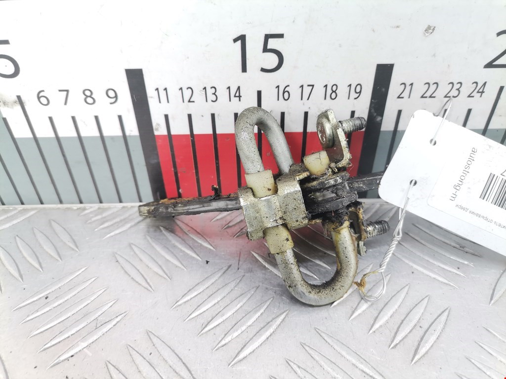 Ограничитель открывания двери IVECO Daily III 1999-2006