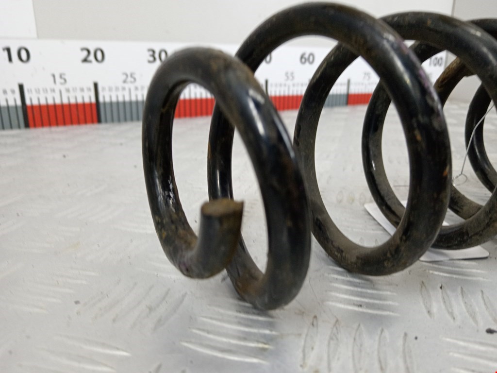 Пружина задняя левая/правая VOLKSWAGEN Passat B7 2011-2015