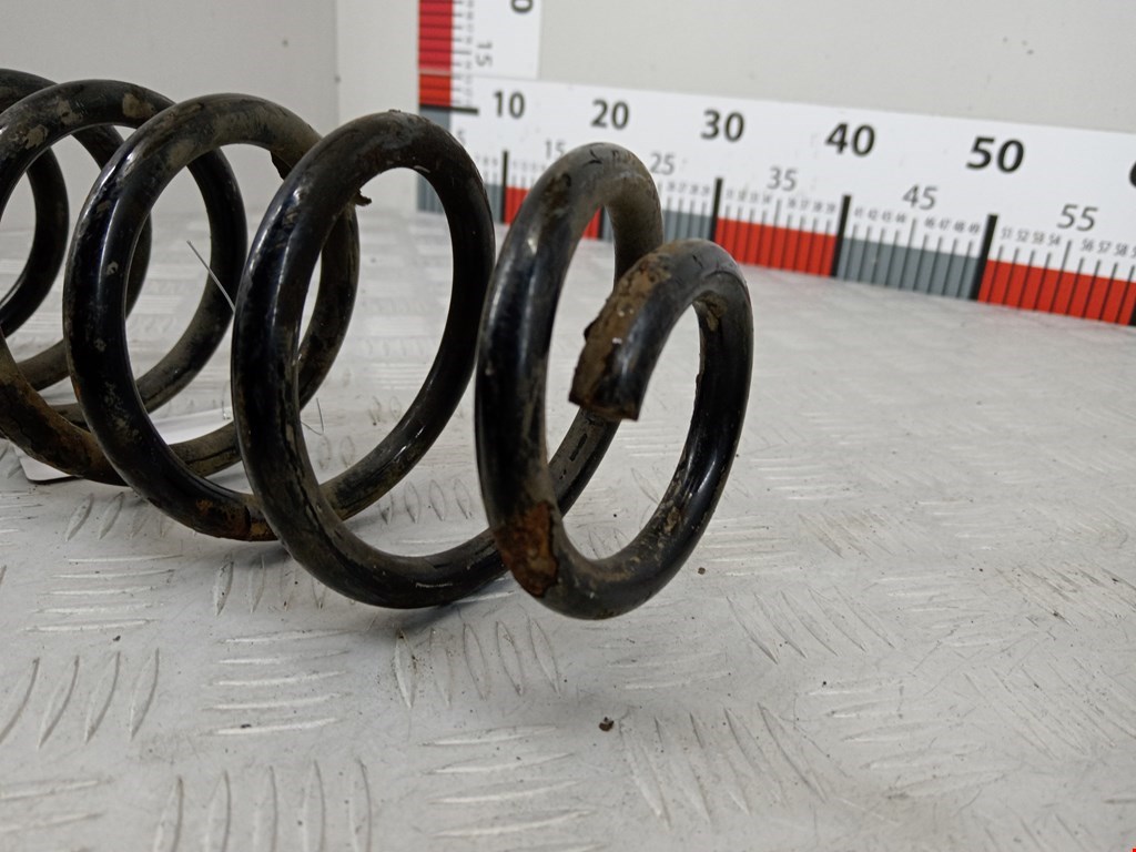 Пружина задняя левая/правая VOLKSWAGEN Passat B7 2011-2015