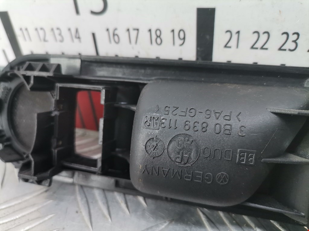 Ручка дверная задняя внутренняя левая VOLKSWAGEN Passat B5 1997-2005