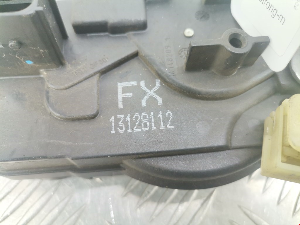 Замок двери передней правой OPEL Astra H/Family 2004-2015