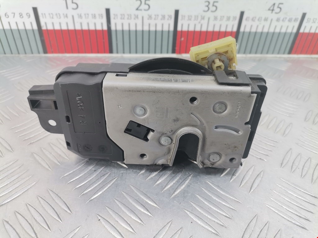 Замок двери передней правой OPEL Astra H/Family 2004-2015