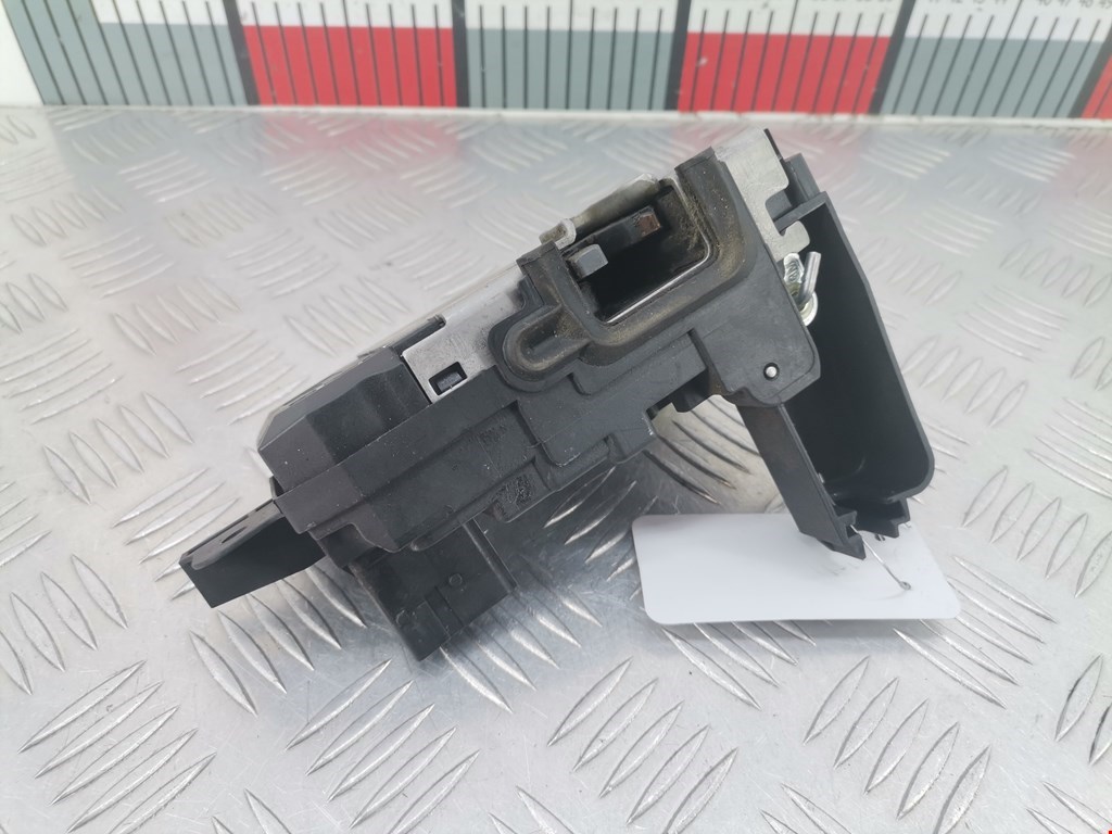 Замок двери передней правой OPEL Astra H/Family 2004-2015