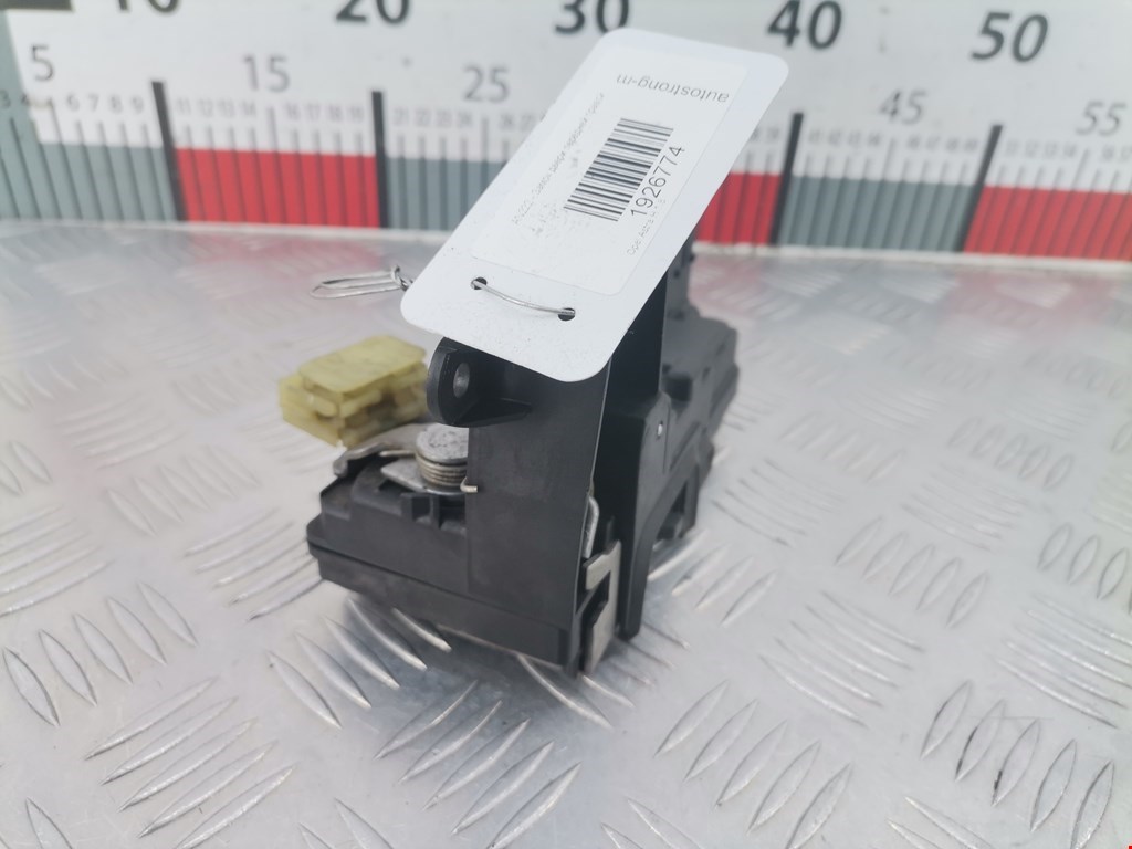 Замок двери передней правой OPEL Astra H/Family 2004-2015