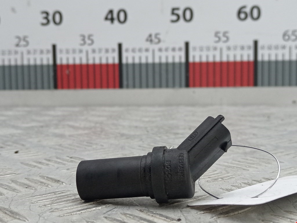 Датчик положения коленвала OPEL Corsa D 2006-2014