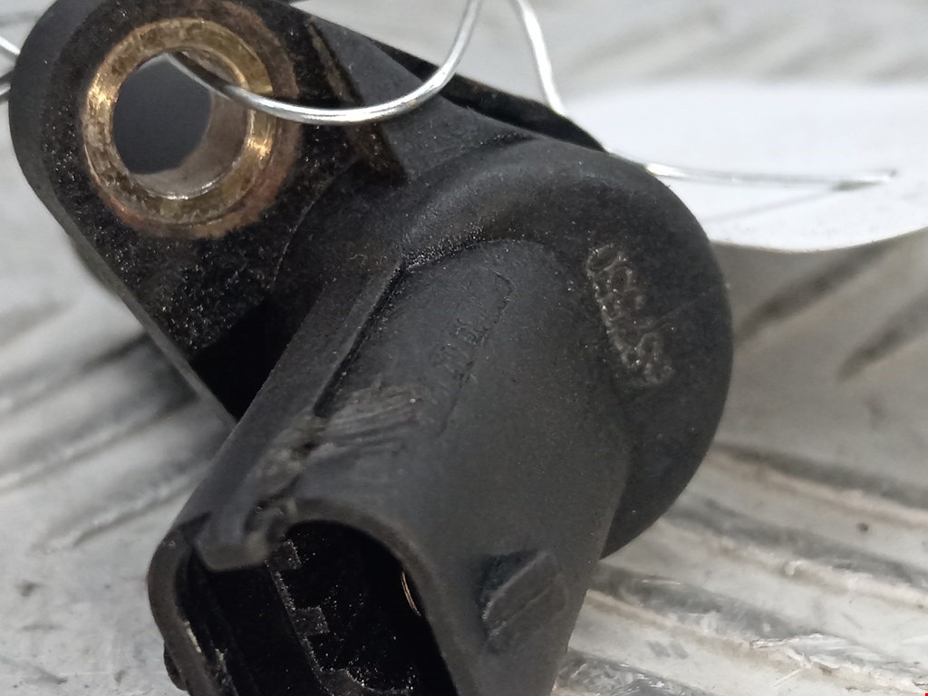 Датчик положения коленвала OPEL Corsa D 2006-2014