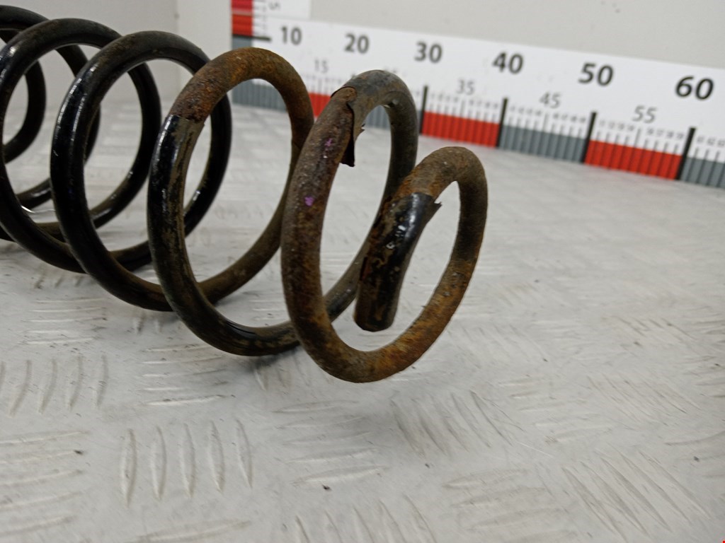 Пружина задняя левая/правая FORD Fiesta 2008-2012