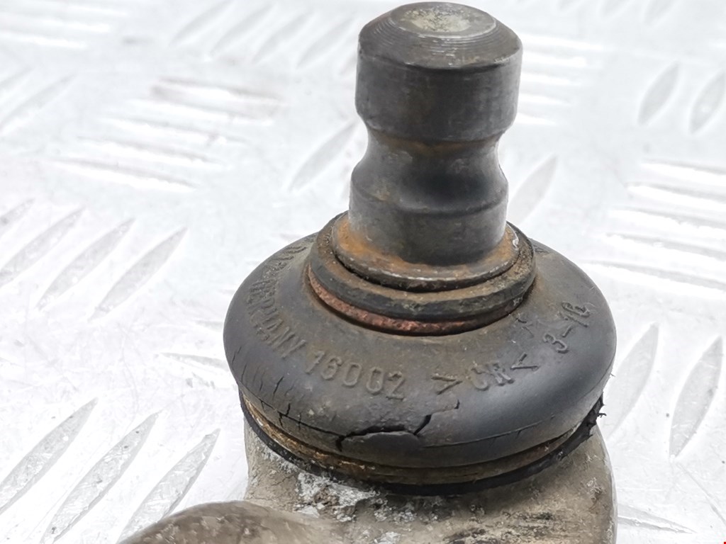 Рычаг передний правый VOLKSWAGEN Passat B5 1997-2005