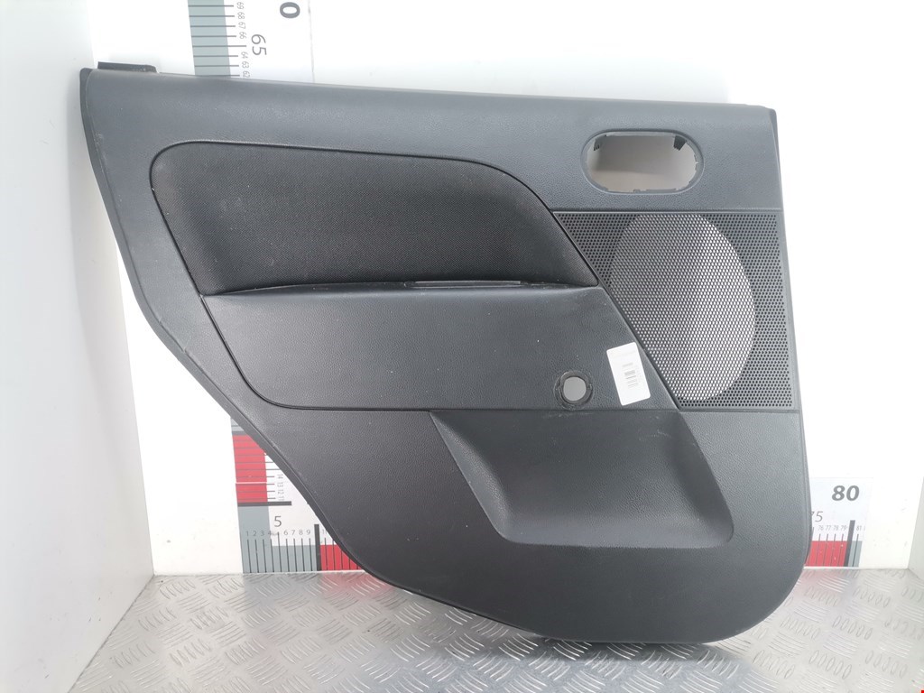 Обшивка двери задняя левая FORD Fiesta 2001-2008