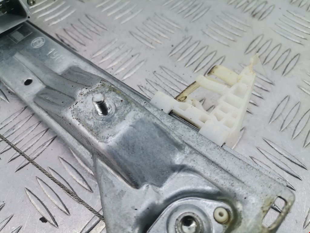 Стеклоподъемник задний левый LANCIA Delta III (844) 2008-2014