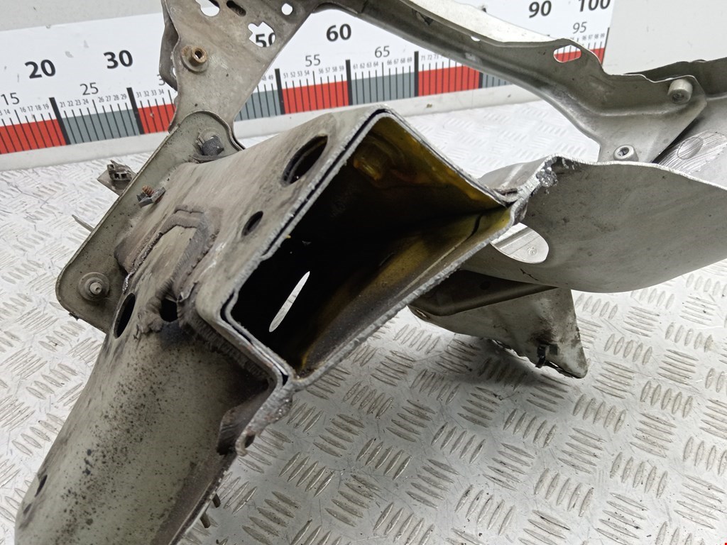 Лонжерон передний правый OPEL Astra H/Family 2004-2015