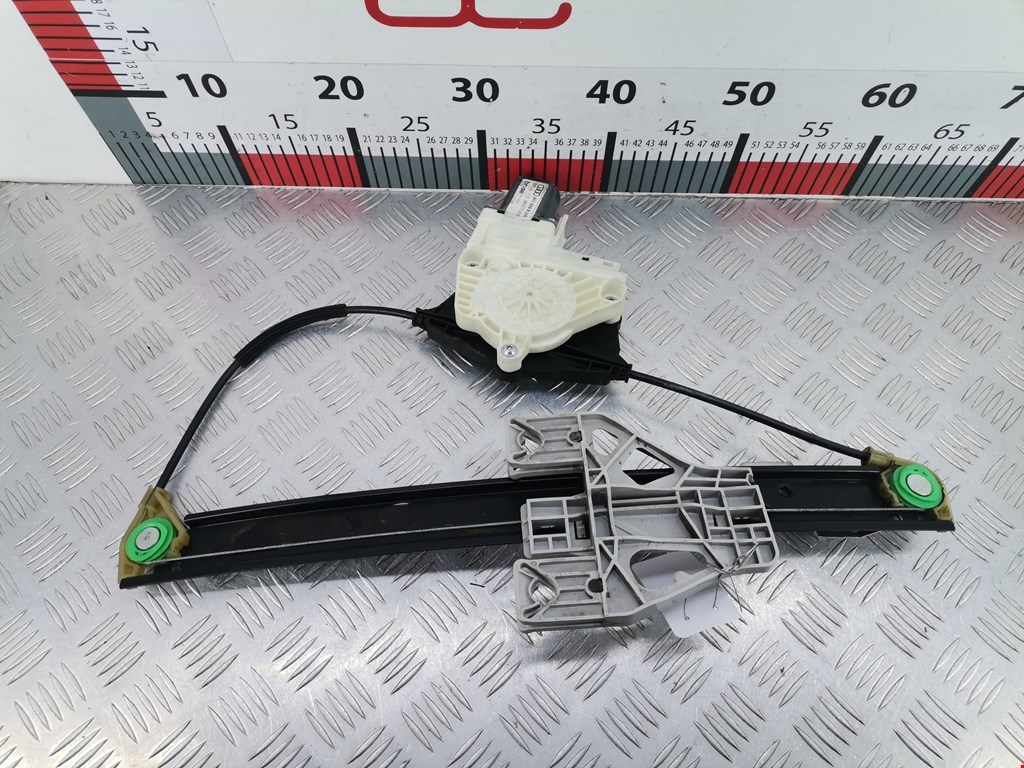 Стеклоподъемник задний правый AUDI A4 B8 2007-2015