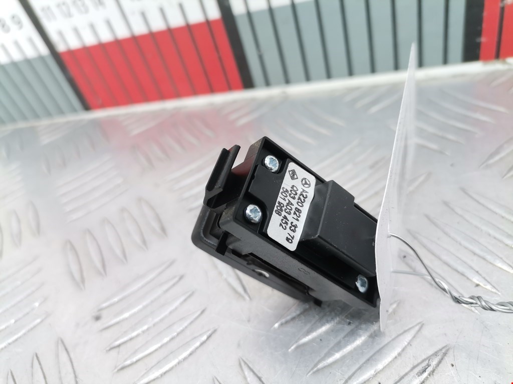 Кнопка стеклоподъемника MERCEDES-BENZ S-Class IV W220 1998-2005