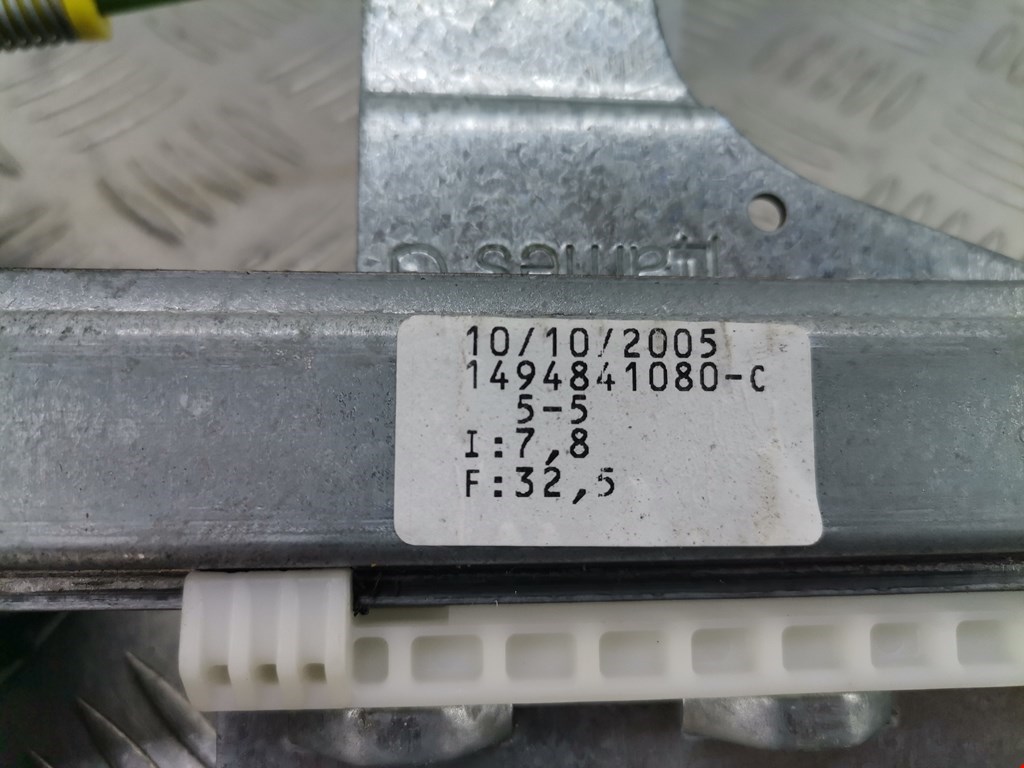 Стеклоподъемник задний левый CITROEN C8 2002-2014