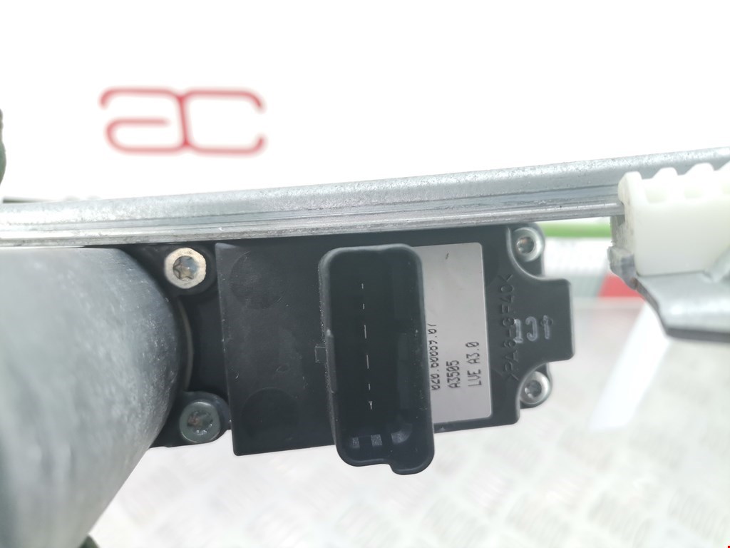 Стеклоподъемник задний левый CITROEN C8 2002-2014