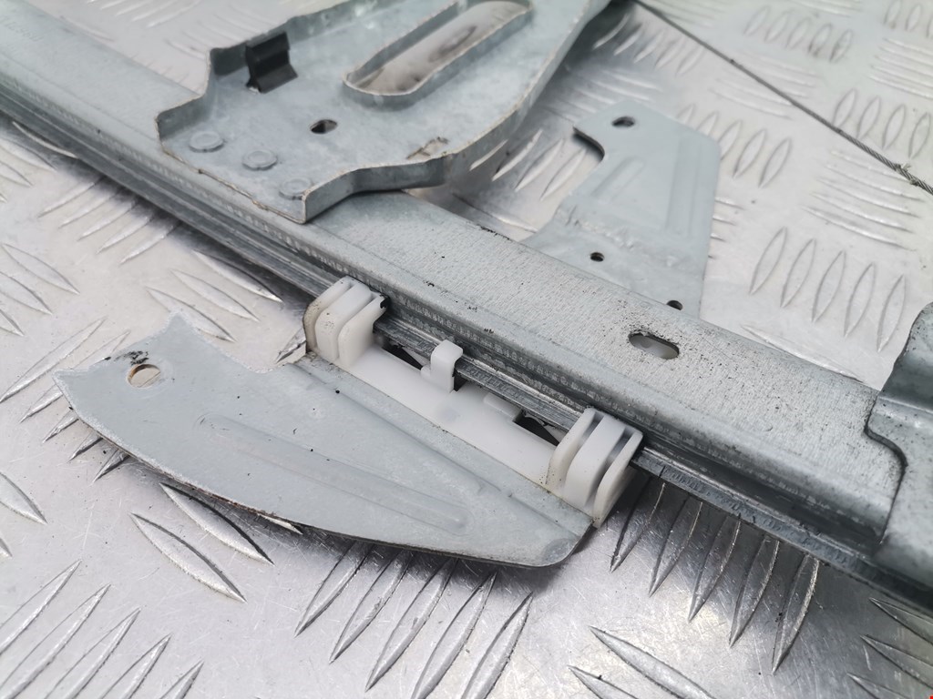 Стеклоподъемник передний левый CITROEN C 1 I 2005-2014