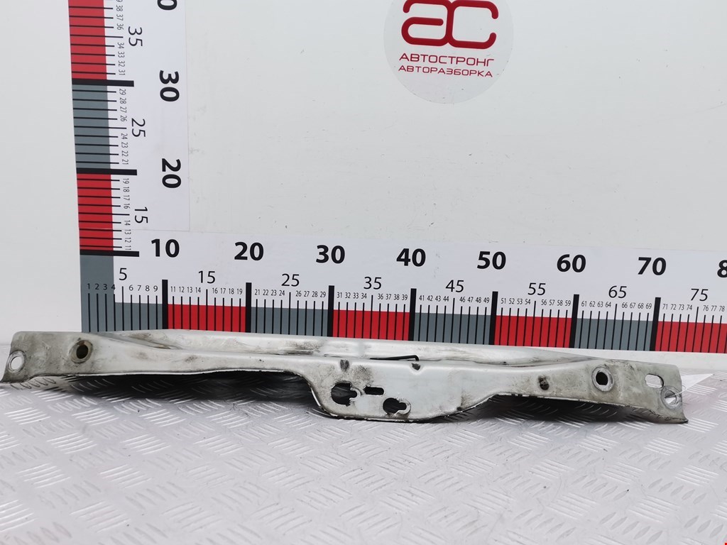 Рамка капота Opel Astra H (2004-2014)