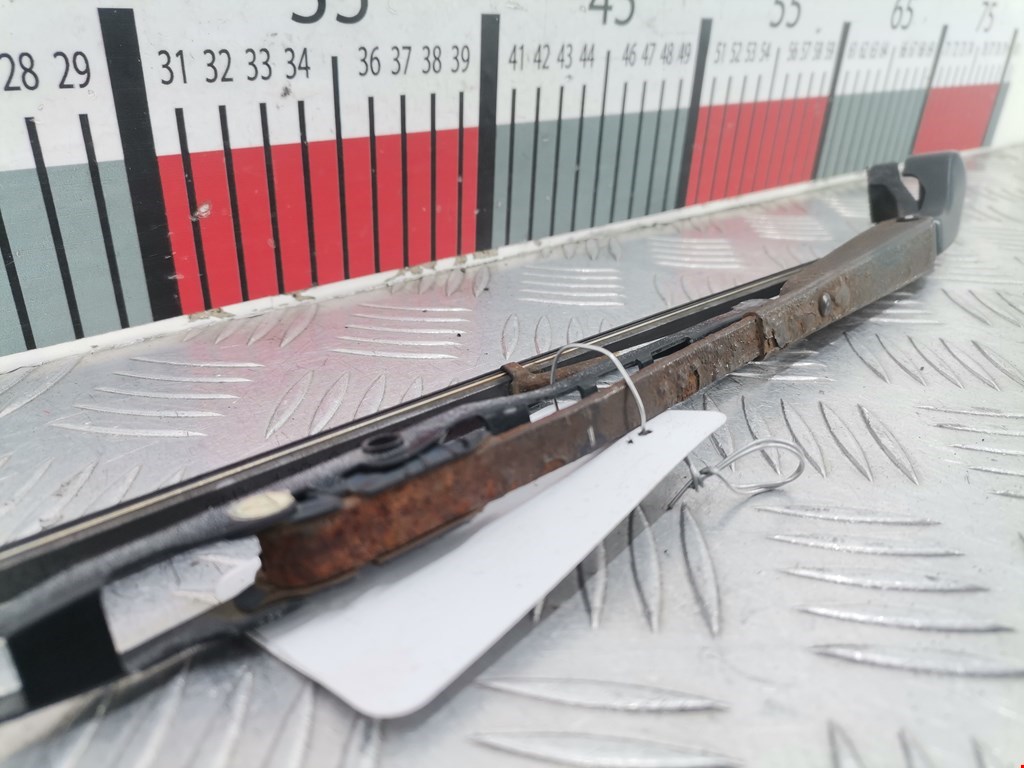 Поводок дворника задний (заднего) SUBARU Legacy 1998-2004