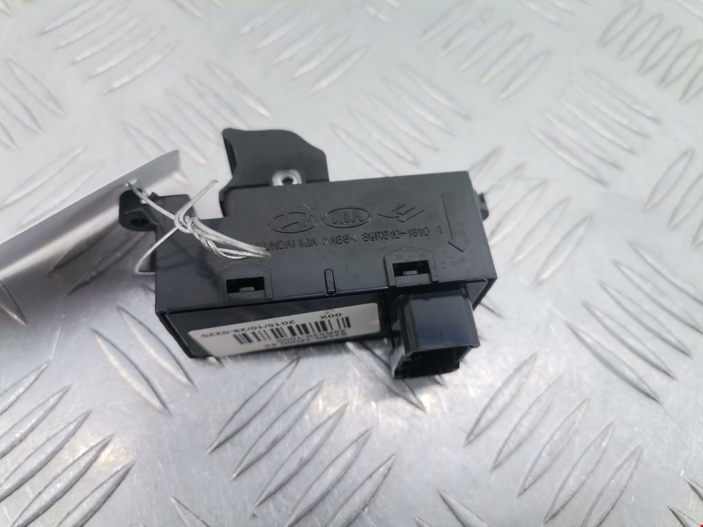 Кнопка стеклоподъемника HYUNDAI i40 2011-2019