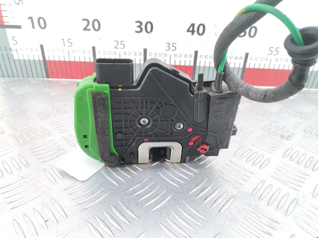 Замок двери задней левой HYUNDAI i40 2011-2019