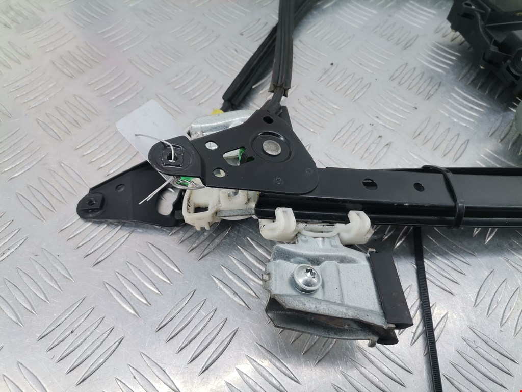 Стеклоподъемник задний левый VOLKSWAGEN Sharan 1995-2010