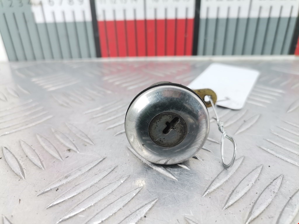 Вставка замка багажника PEUGEOT Partner 1996-2009