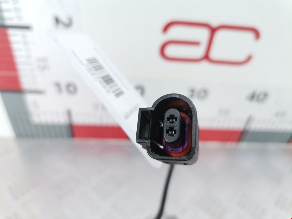 Ручка двери багажника наружная VOLKSWAGEN Golf IV 1997-2003