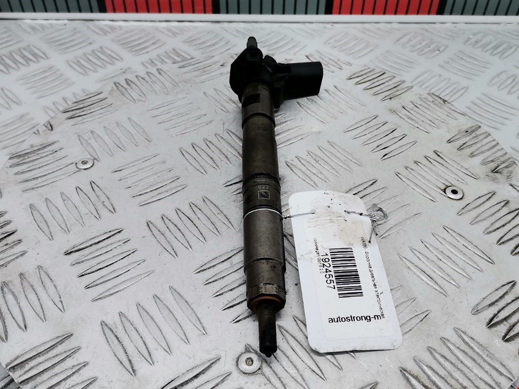 Форсунка дизельная электрическая VOLKSWAGEN Golf VI 2009-2012