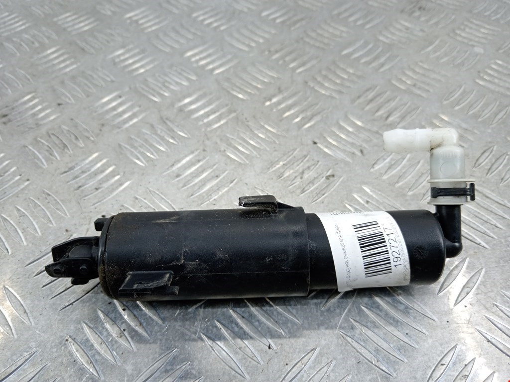 Форсунка омывателя фары BMW 3-Series (E90/E91/E92/E93) (2004-2013)