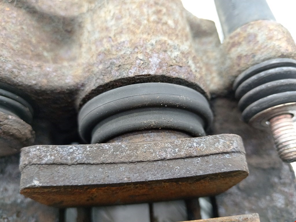 Суппорт задний левый PEUGEOT 607 2000-2010