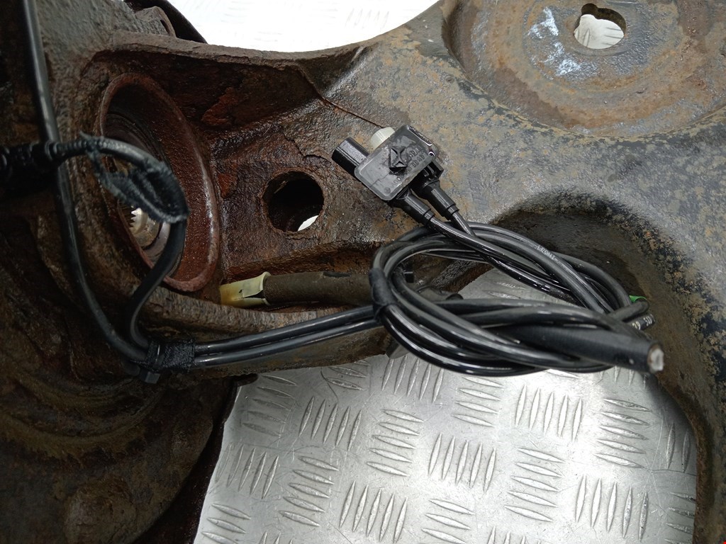 Ступица задняя правая MERCEDES-BENZ Vito W639 2003-2014