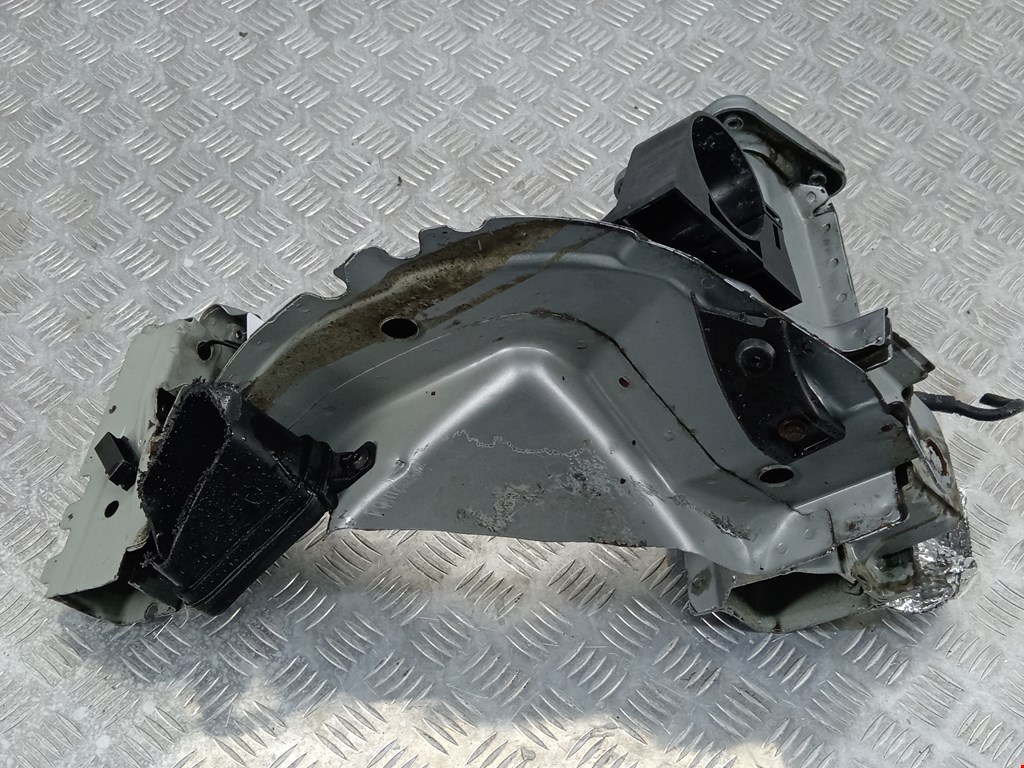 Лонжерон передний правый AUDI A4 B7 2004-2007