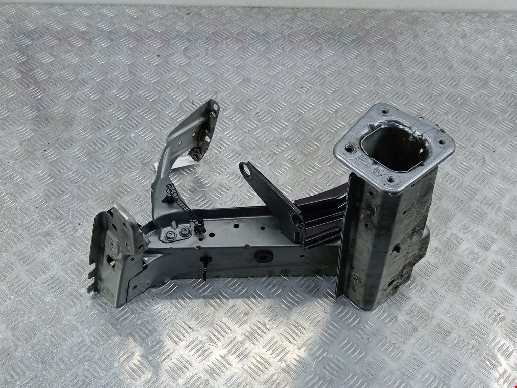 Лонжерон передний левый AUDI A4 B7 2004-2007