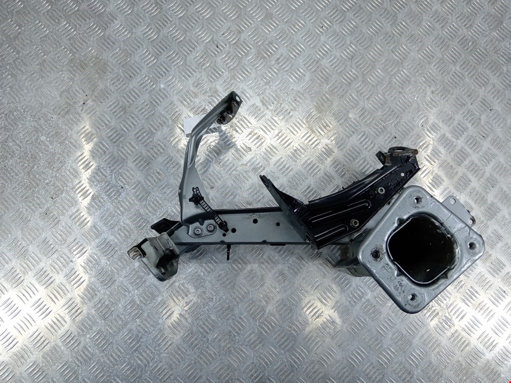 Лонжерон передний левый AUDI A4 B7 2004-2007