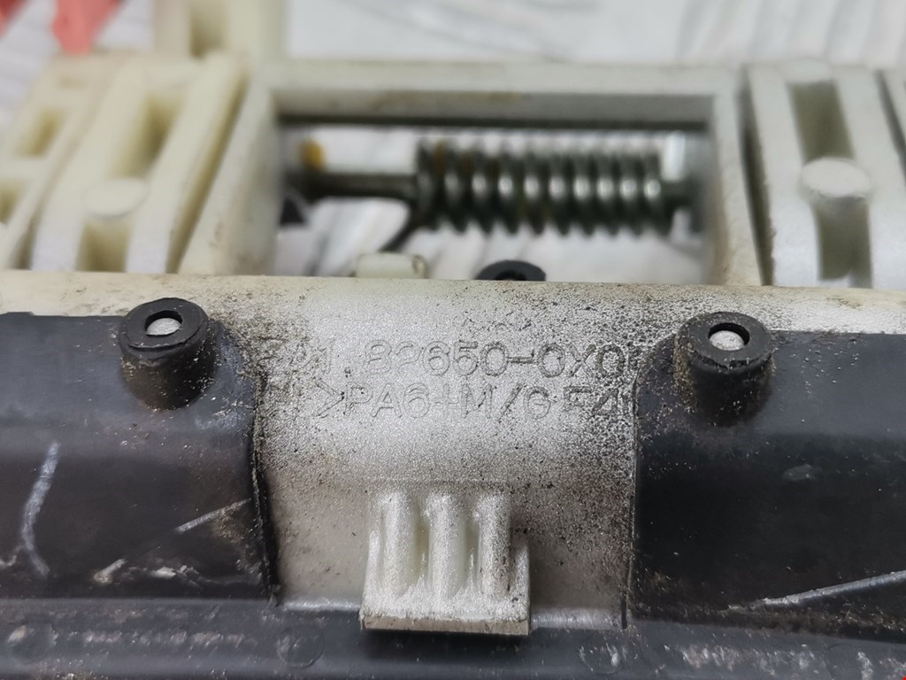 Ручка двери передней наружная левая HYUNDAI i10 2007-2013