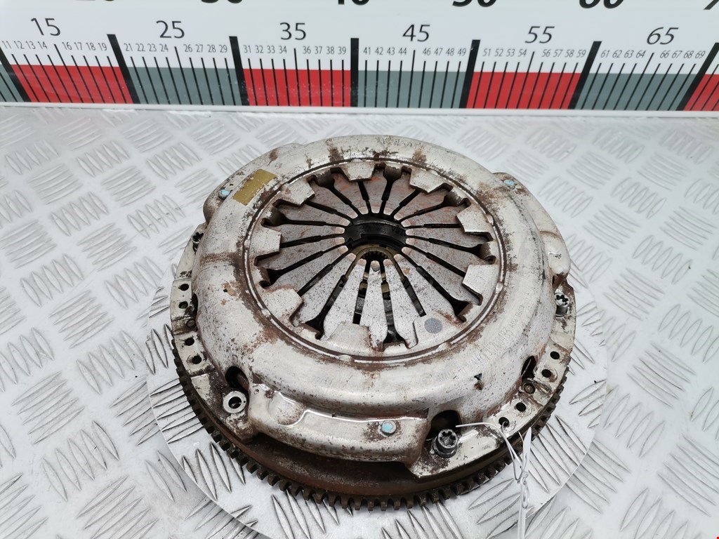 Маховик (демпфер сцепления) FIAT Grande Punto 2005-2009