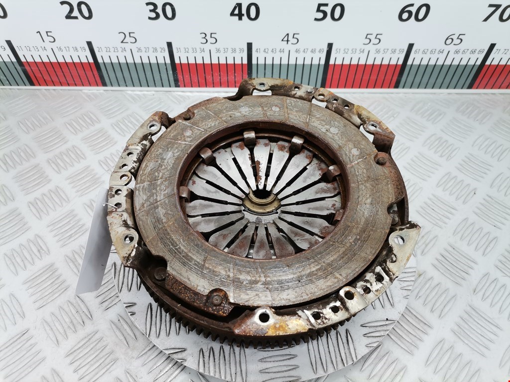 Маховик (демпфер сцепления) FIAT Grande Punto 2005-2009