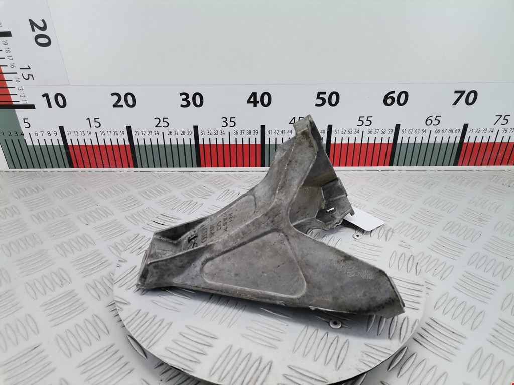 Кронштейн (крепление лапа) двигателя Audi A4 B6 (2000-2006)