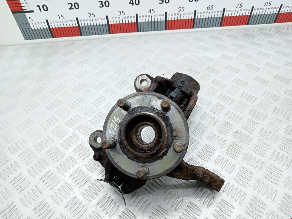 Кулак поворотный левый Ford Galaxy 2 (2006-2015)