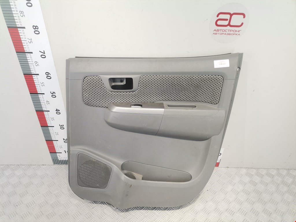Обшивка двери задняя правая TOYOTA Hilux VII AN10 AN 20 AN30 2005-2015