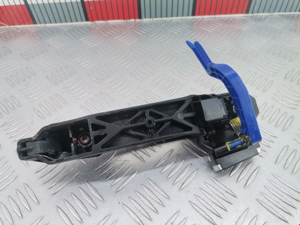 Ручка двери задней наружная левая TOYOTA Yaris II XP50 2005-2011